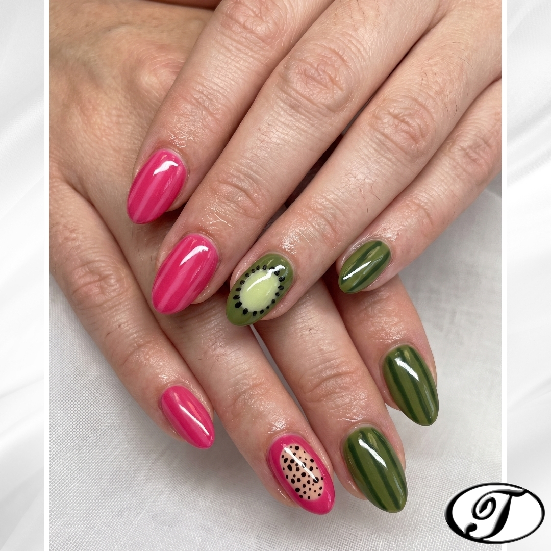 Nail elegance